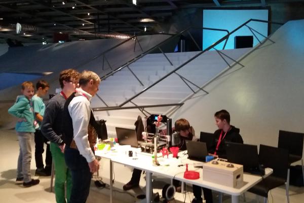 Maker Faire Ausstellung im Phaeno-Museum