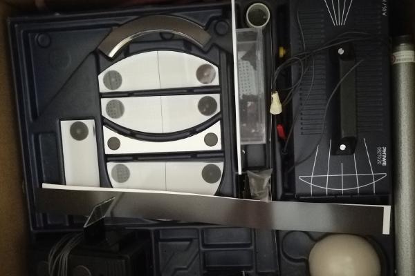 Landrover mit Lehrmaterialien