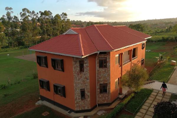 Equipment and planning assistance for new scientific wing
